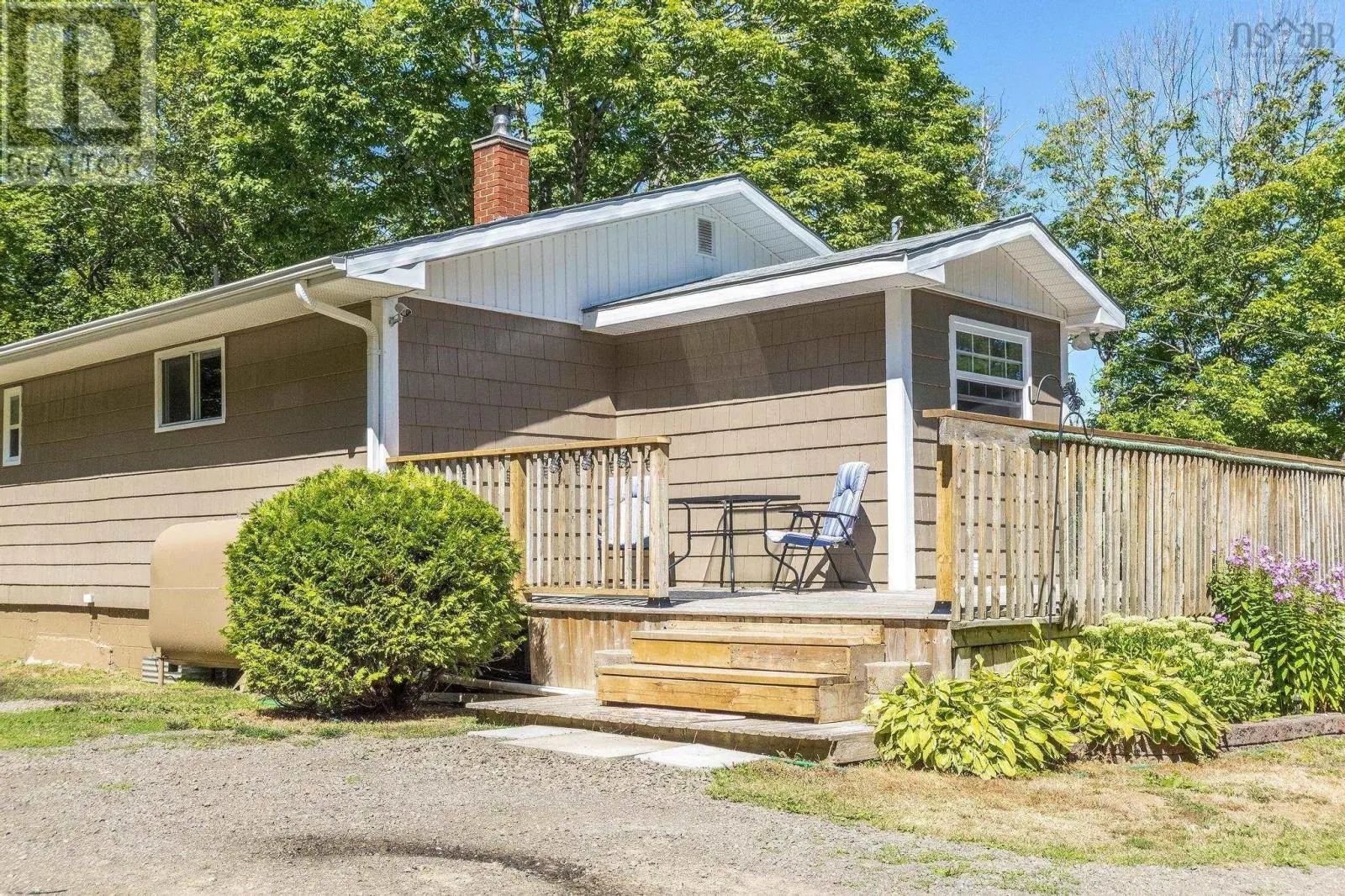 1037 Culloden Road