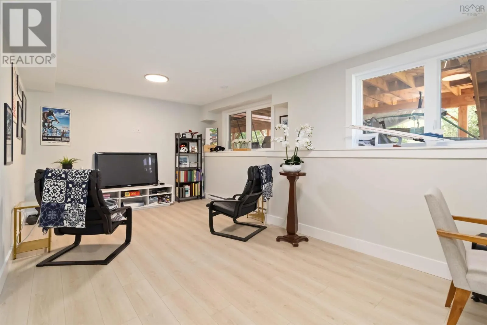 12 Glenn Drive
