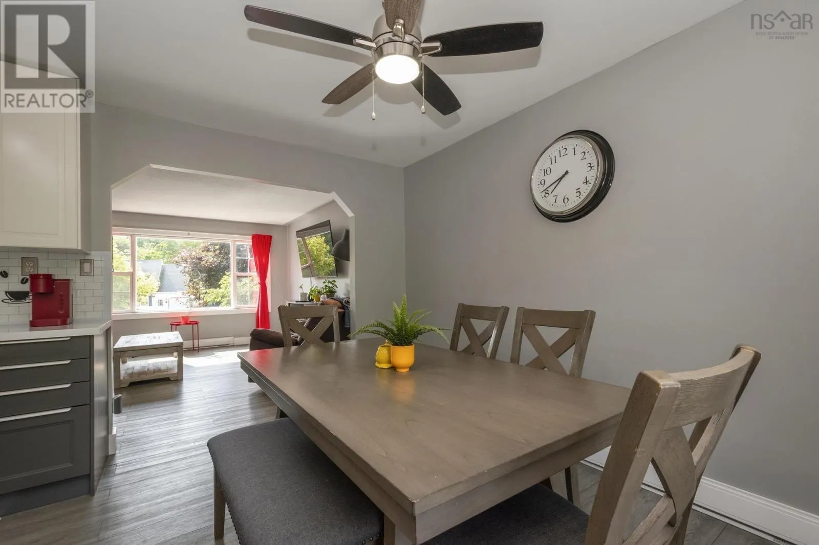 92 Balcom Crescent