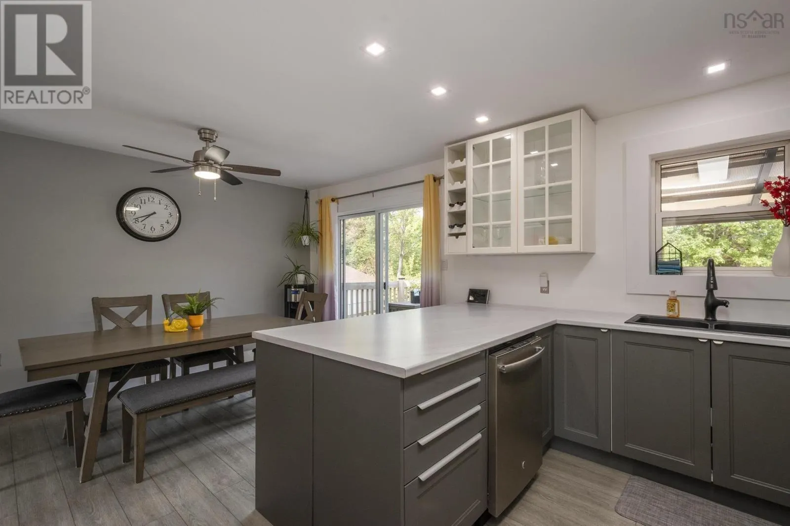 92 Balcom Crescent