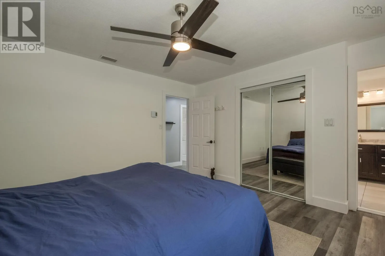 92 Balcom Crescent