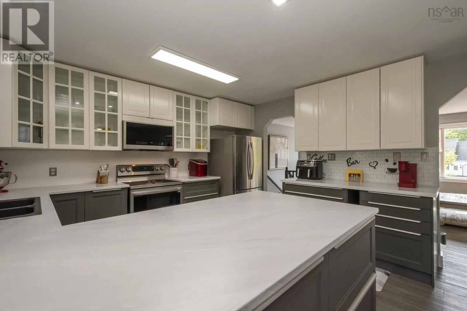 92 Balcom Crescent