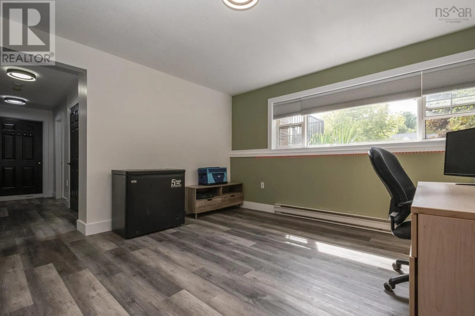 92 Balcom Crescent