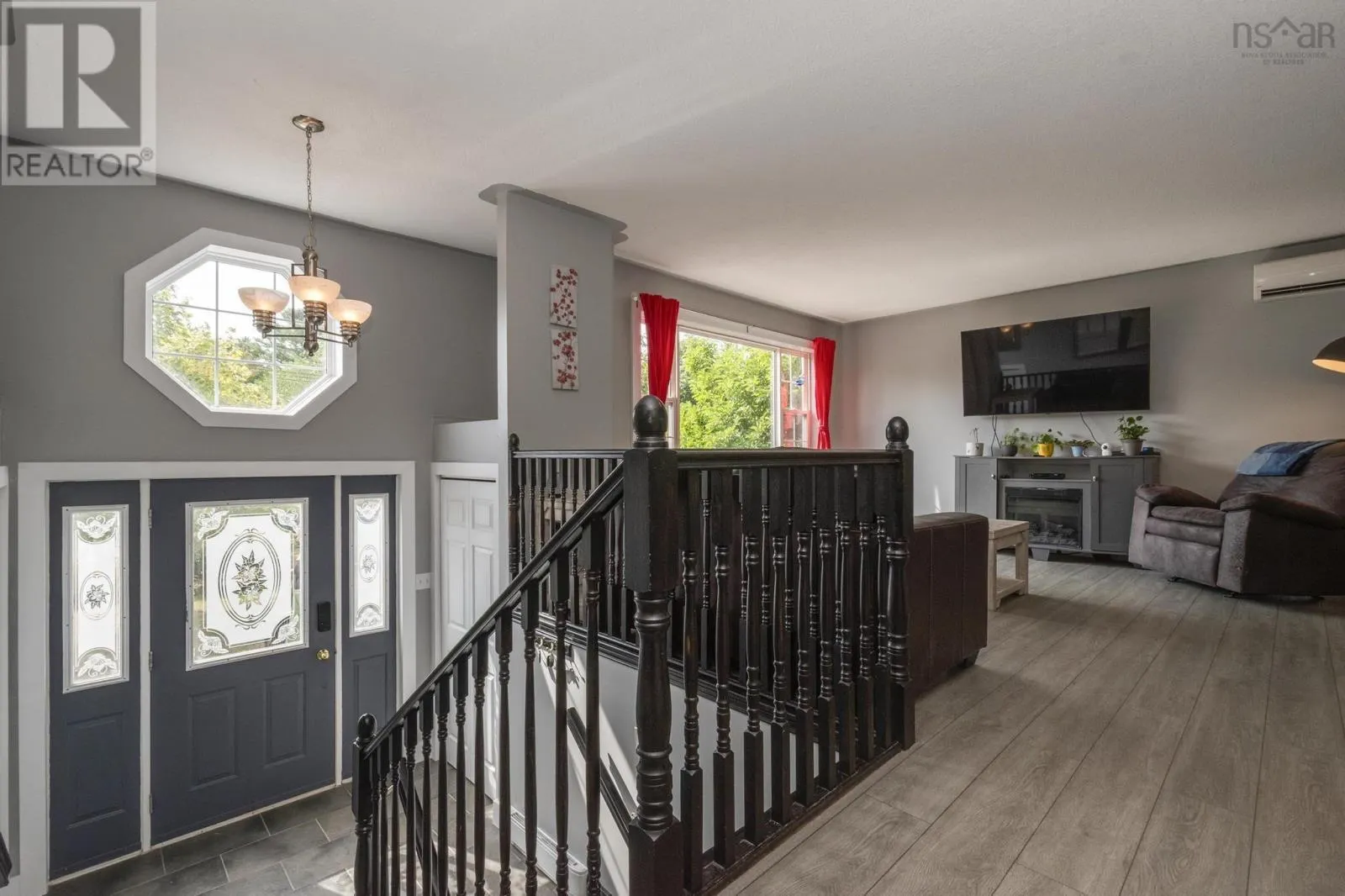 92 Balcom Crescent