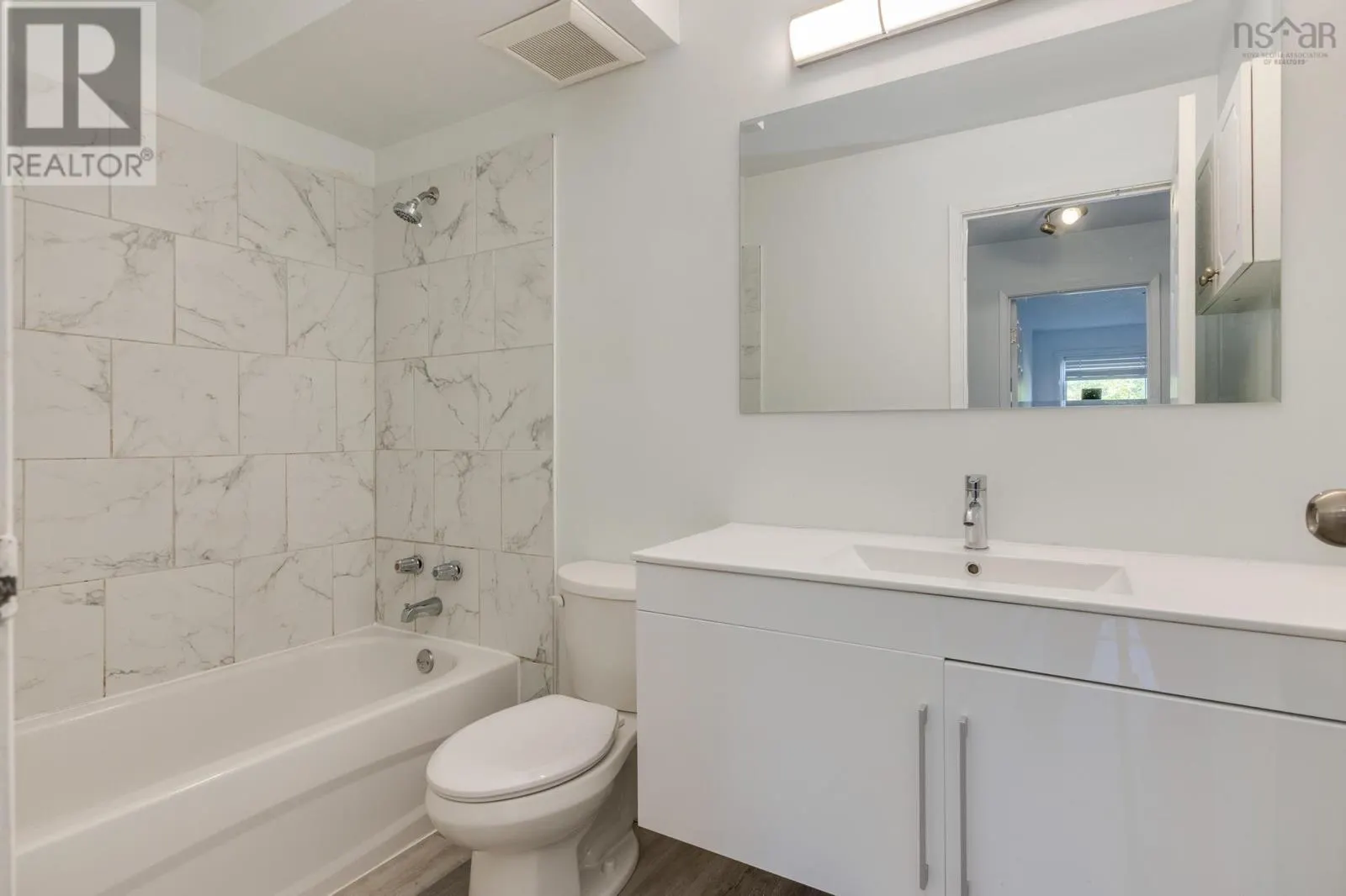 103 31 River Lane