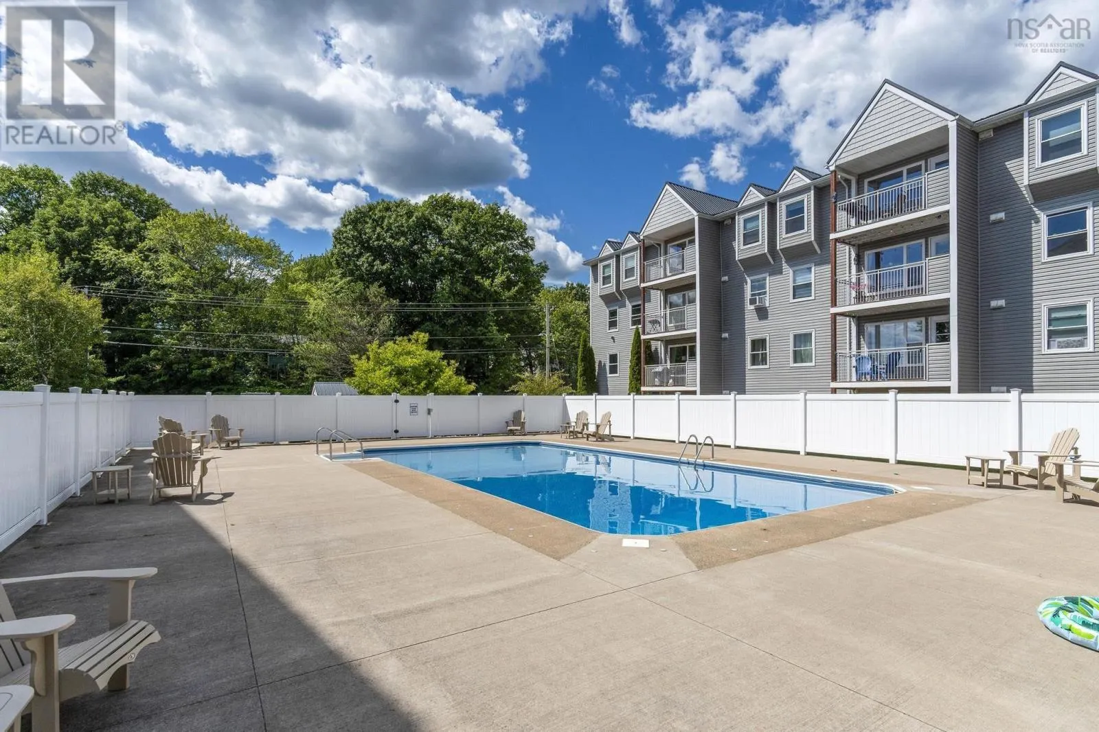 103 31 River Lane