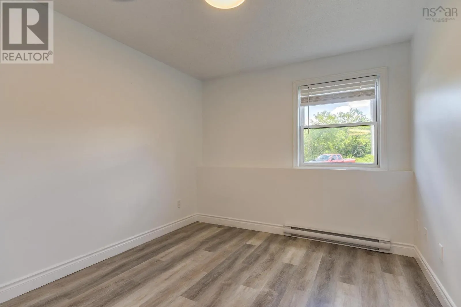 103 31 River Lane