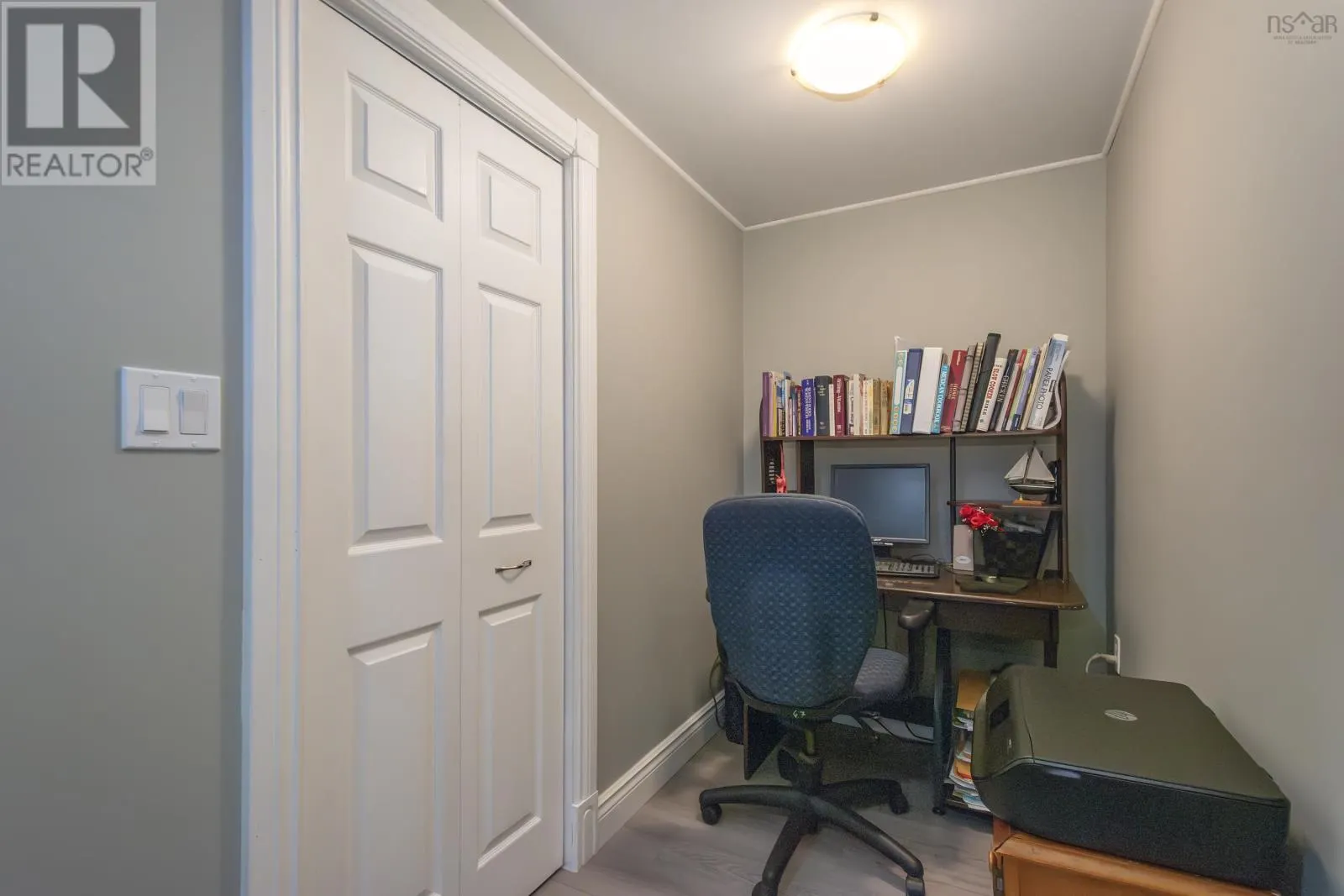 3126 Cornwallis Crescent