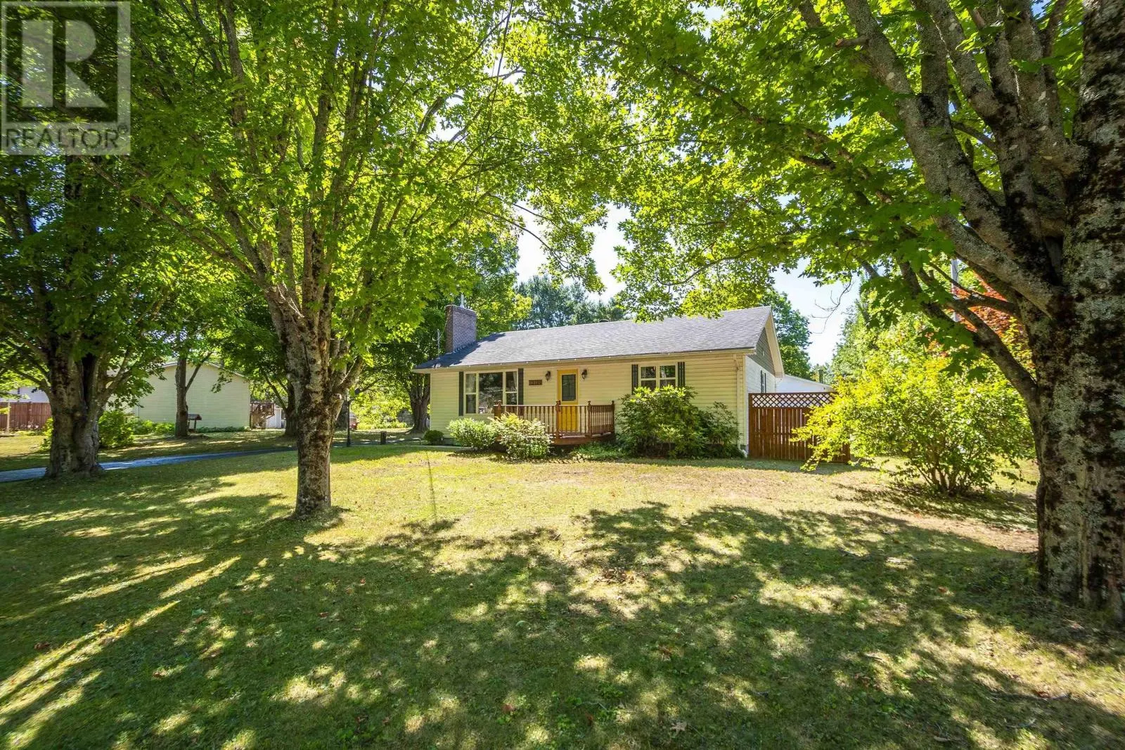 3126 Cornwallis Crescent