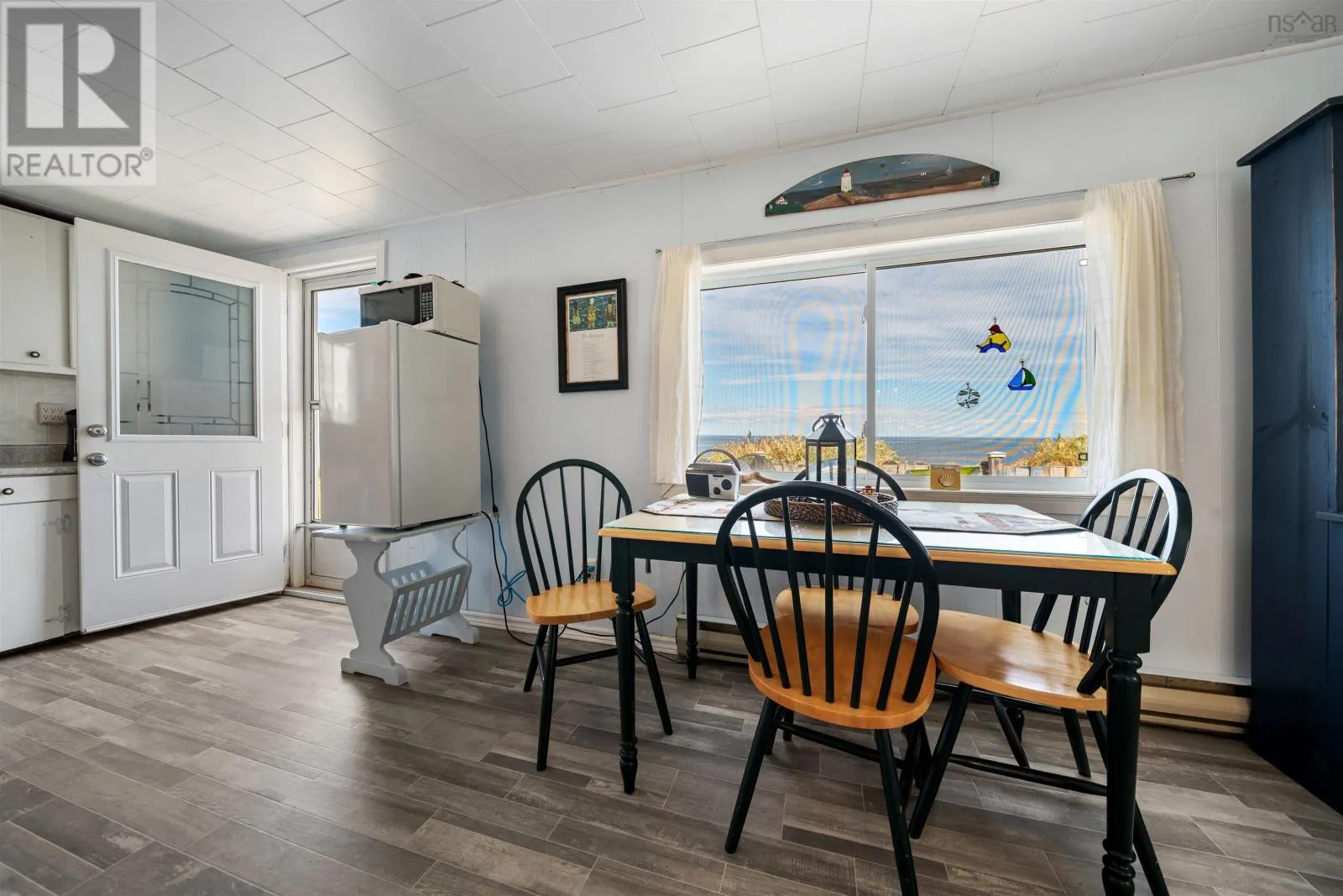 130 Beach Road