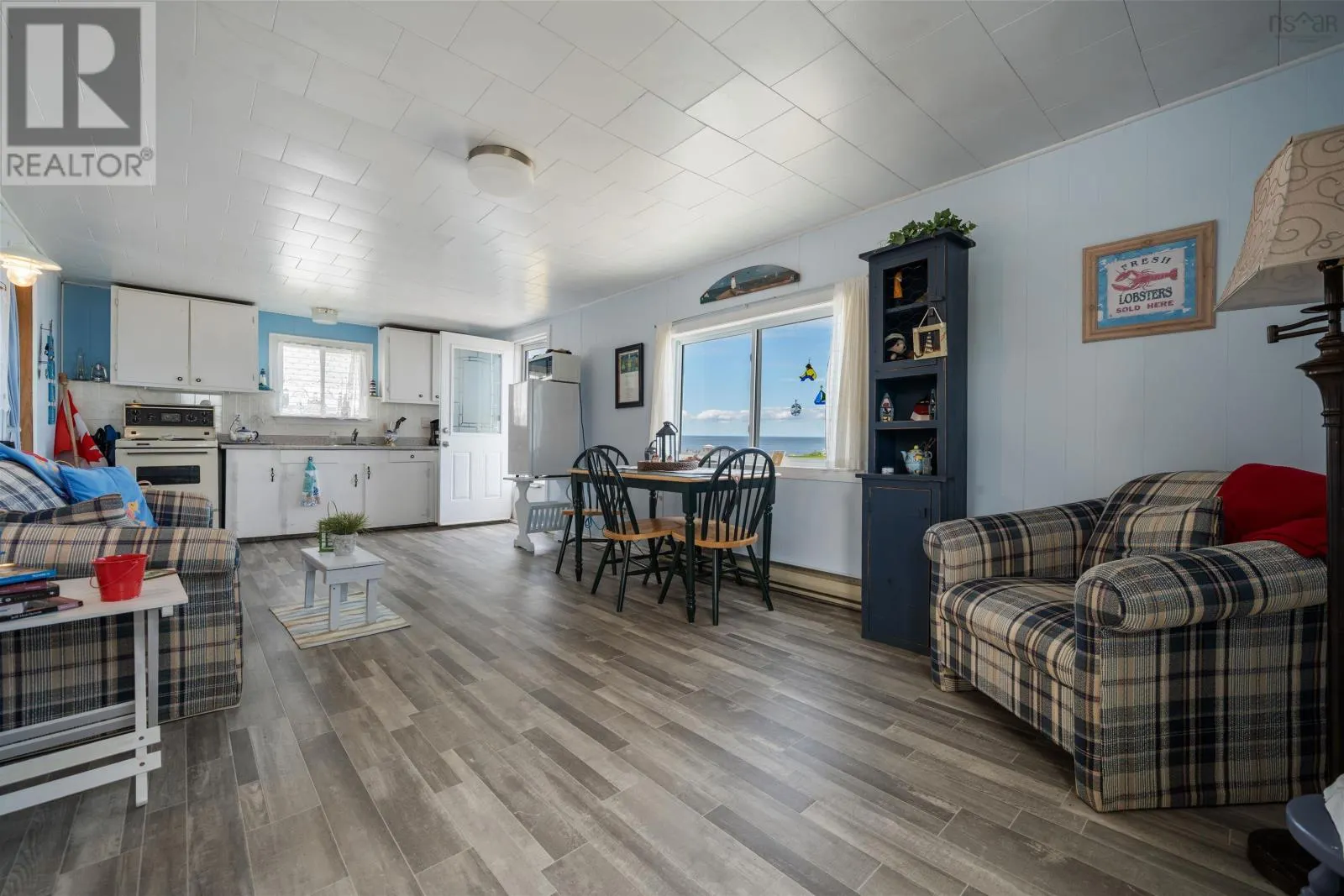 130 Beach Road