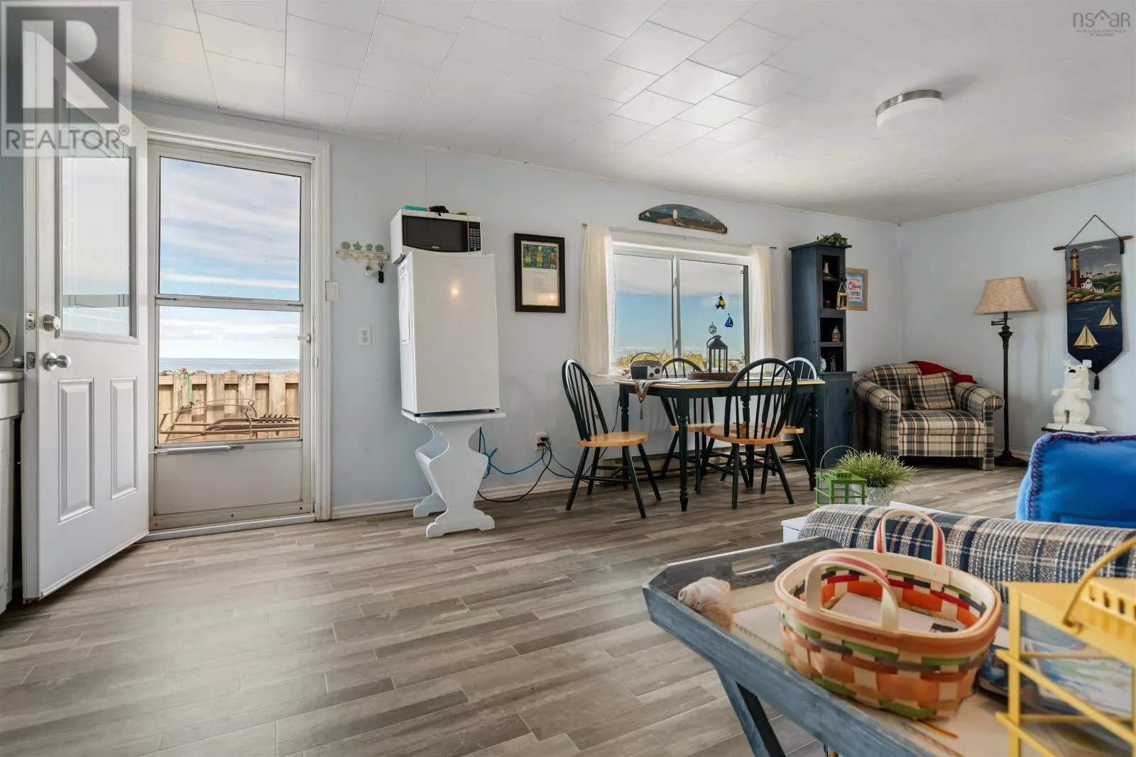 130 Beach Road