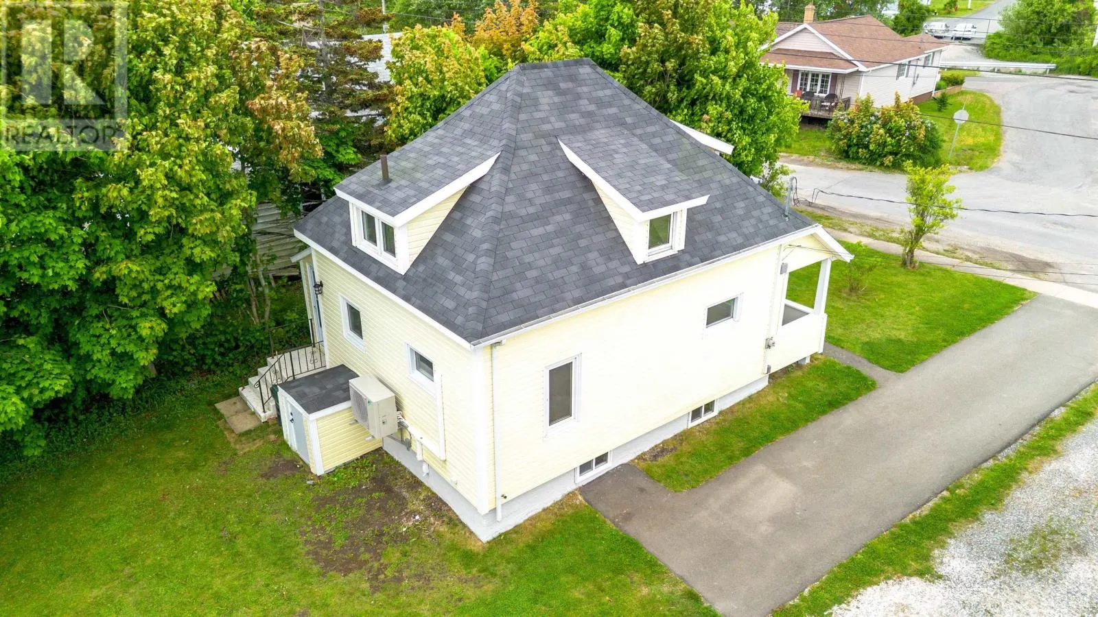 455 York Street
