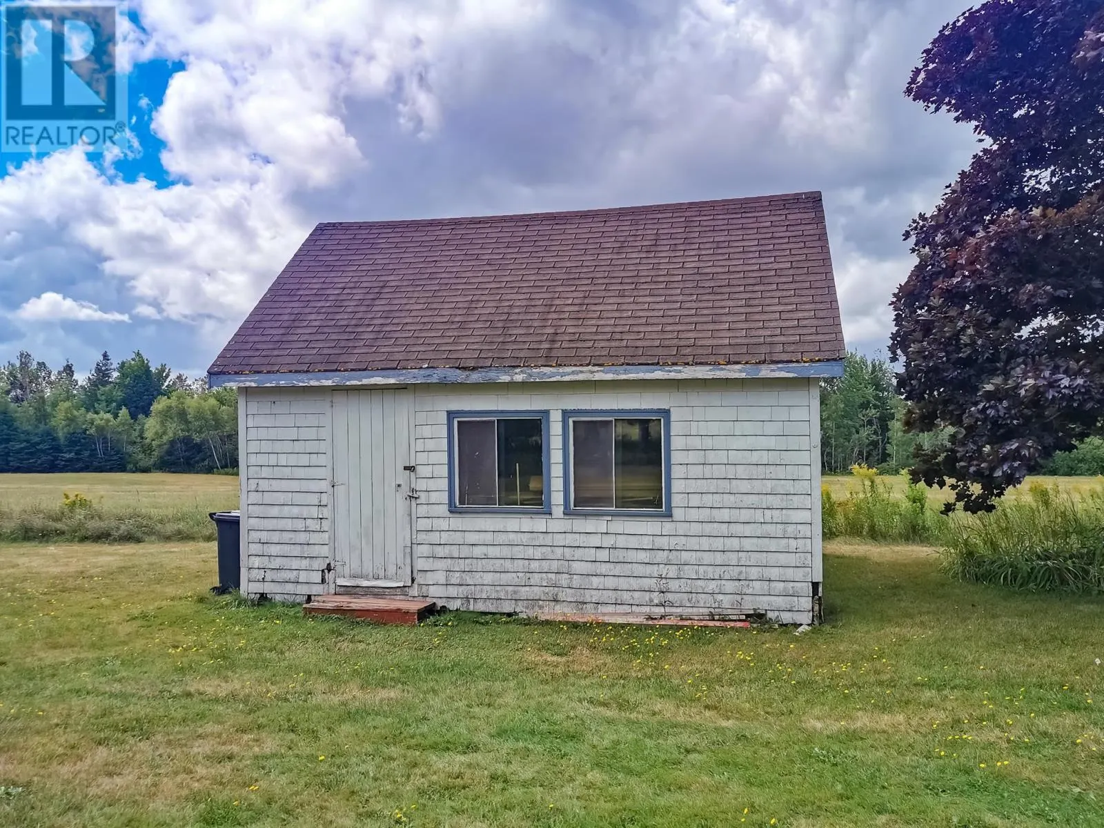 3351 Seven Mile Road