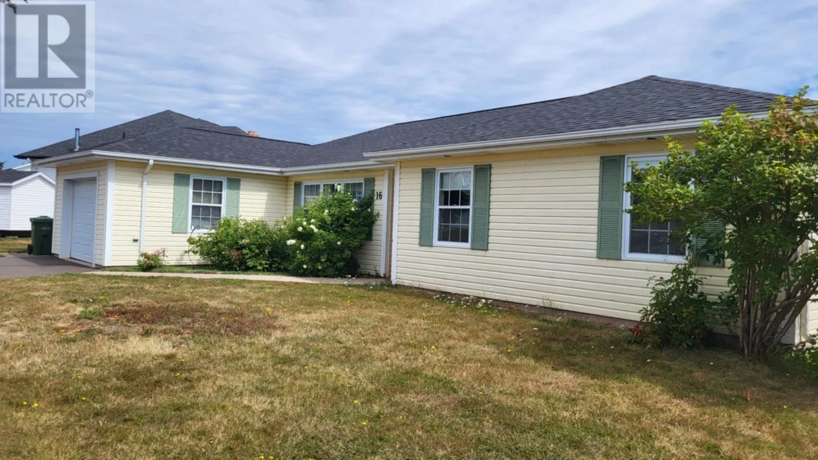 16 Bell Crescent