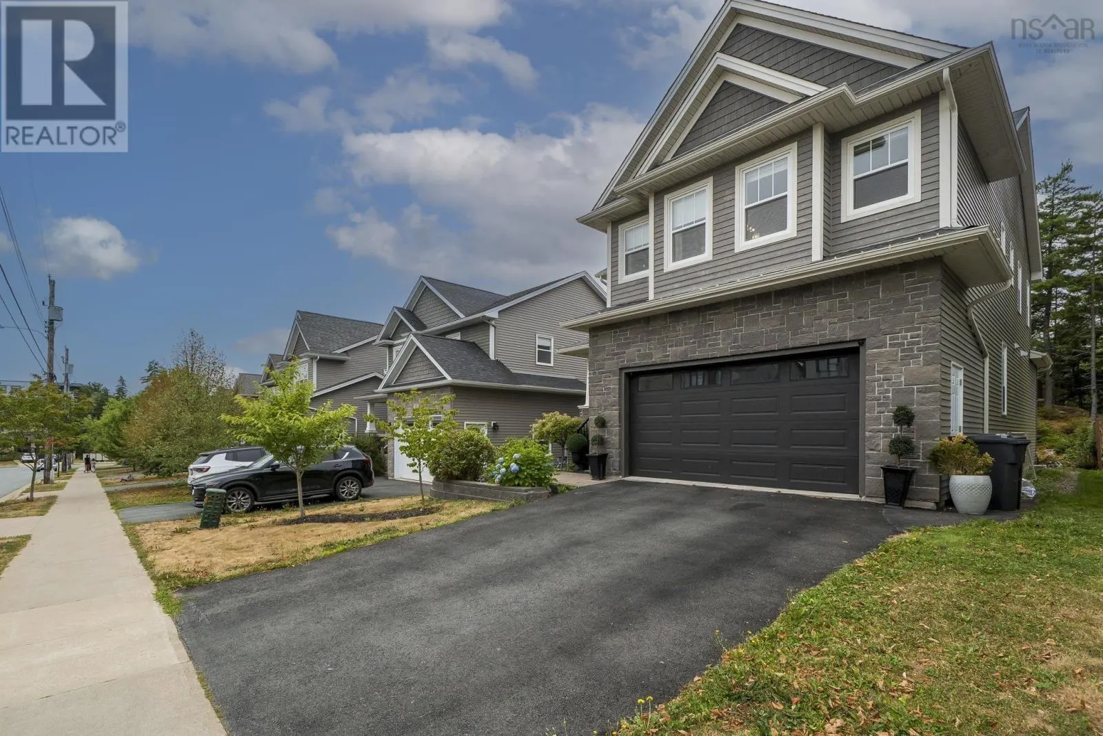 34 Evandale Lane
