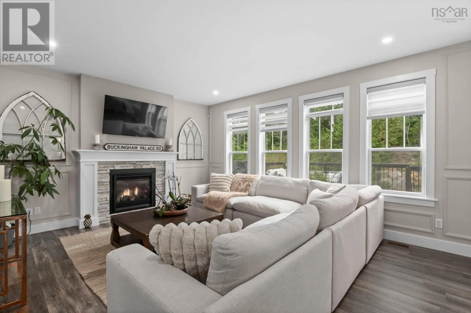 34 Evandale Lane