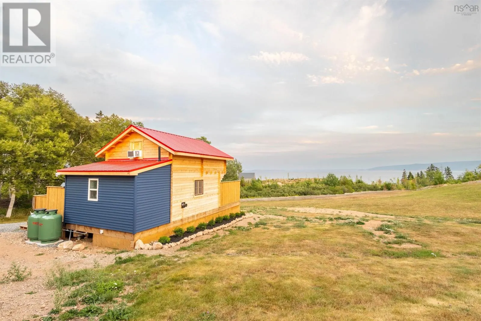 45073 Cabot Trail