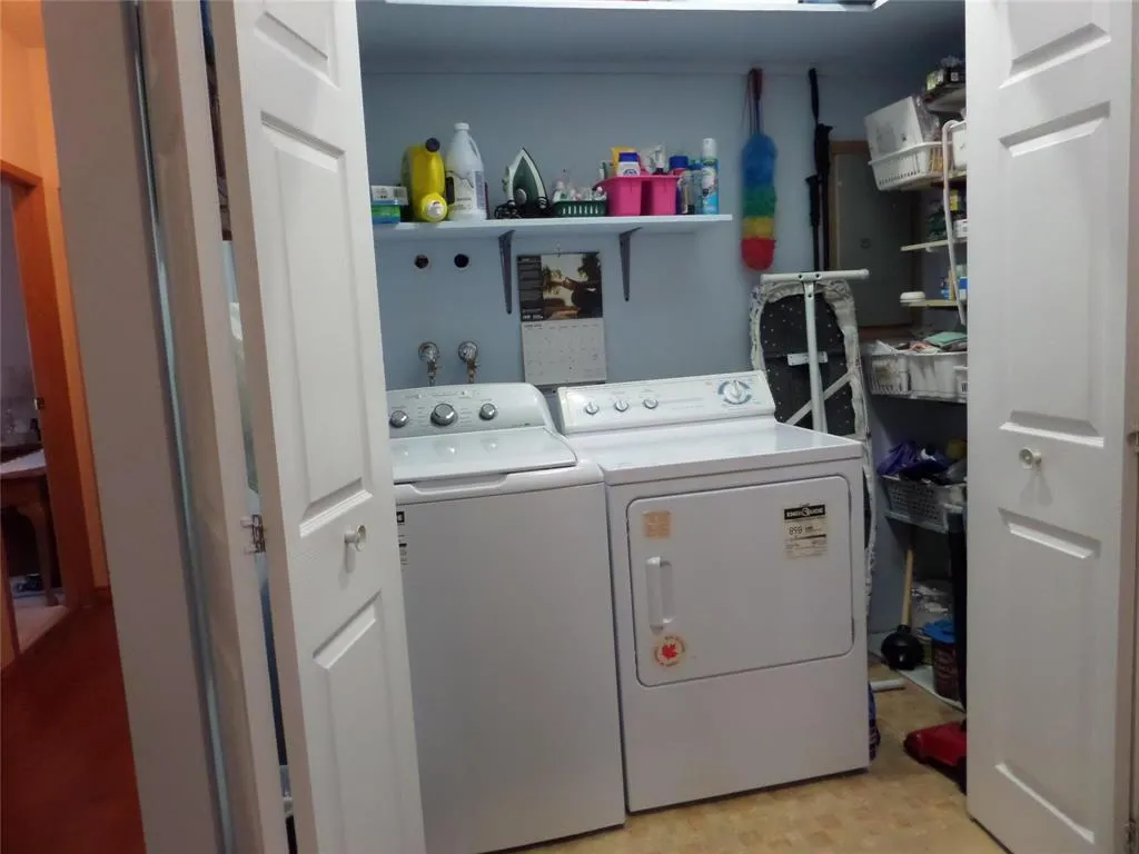 A211 3271 Pembina Highway