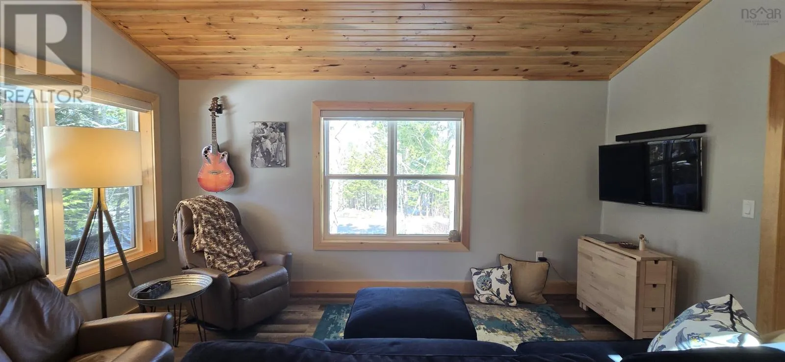 12 86 Sparrow Lane