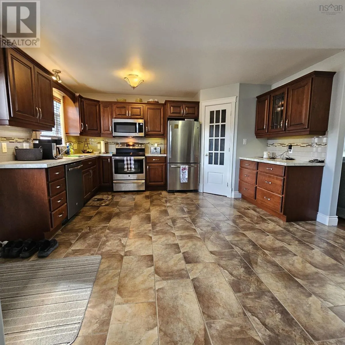 95 Valleyview Drive