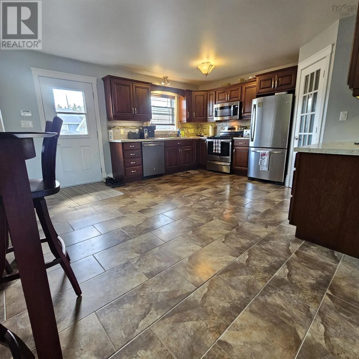 95 Valleyview Drive