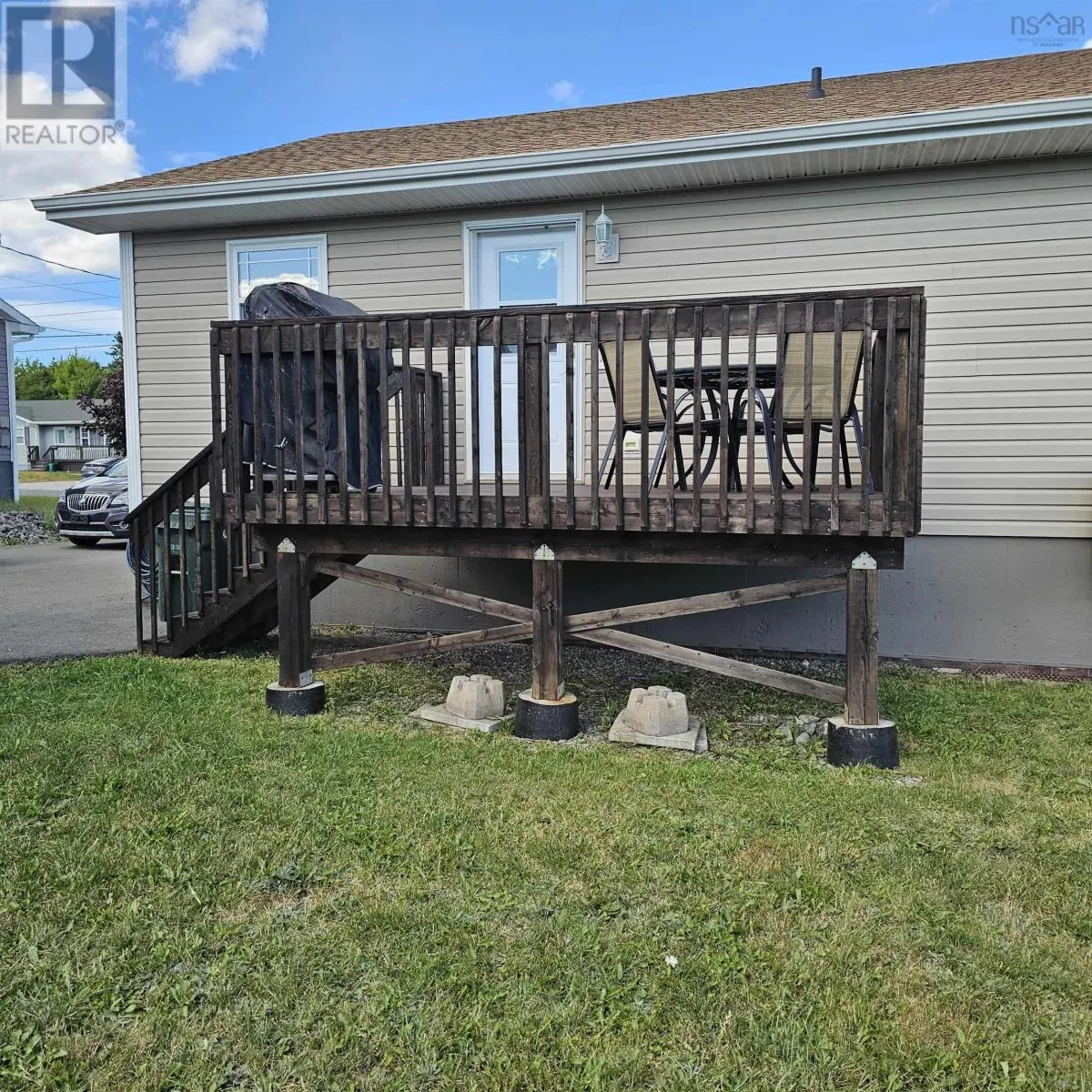 95 Valleyview Drive
