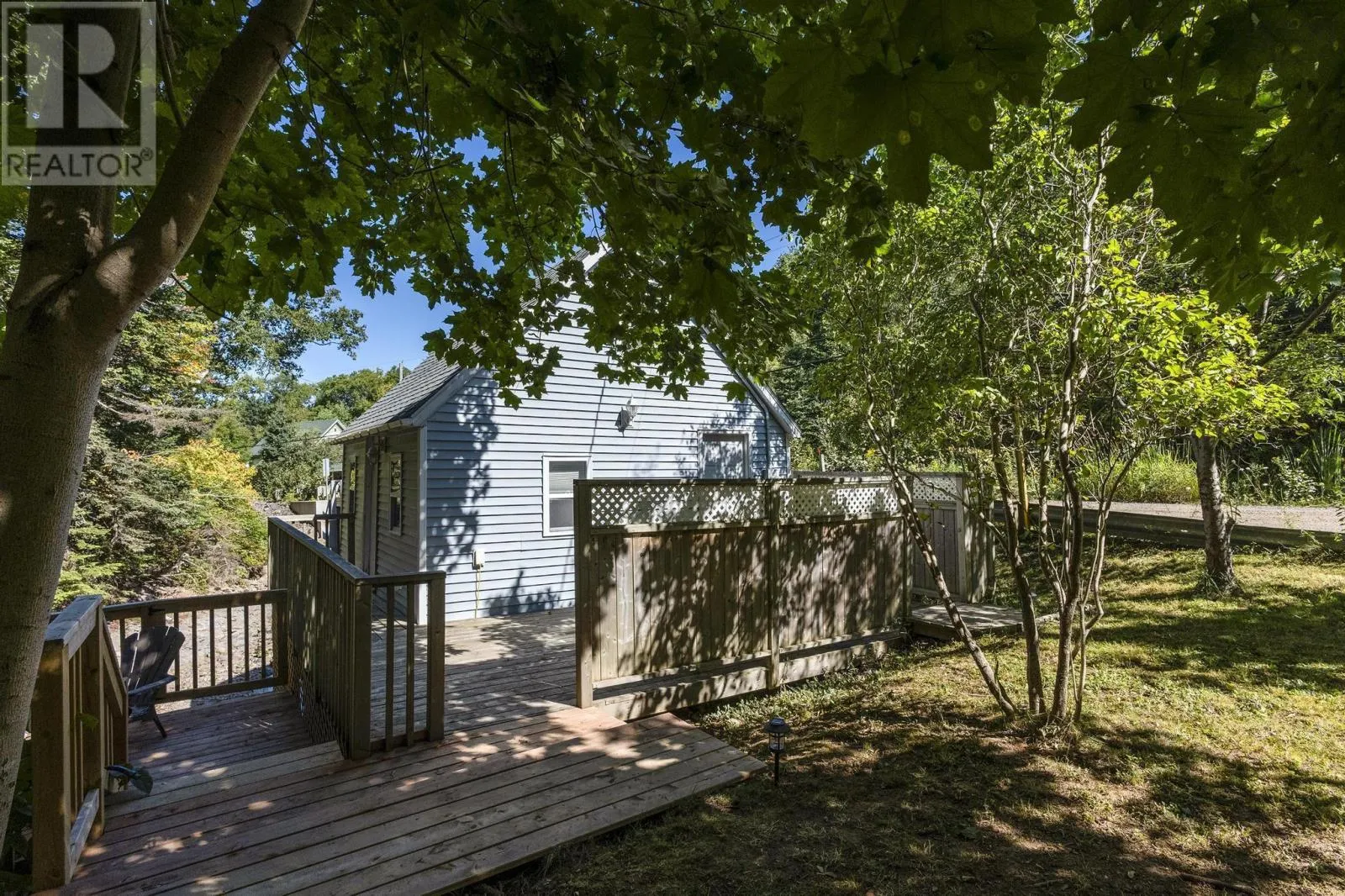 1483 Hamilton Road
