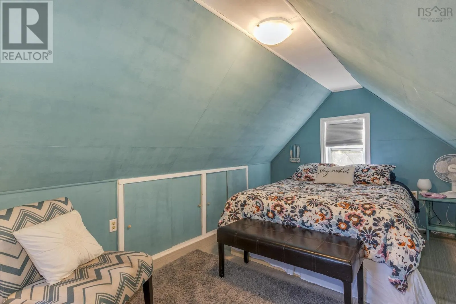 1483 Hamilton Road