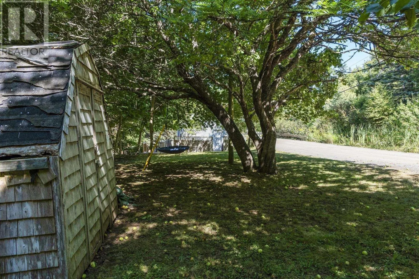 1483 Hamilton Road
