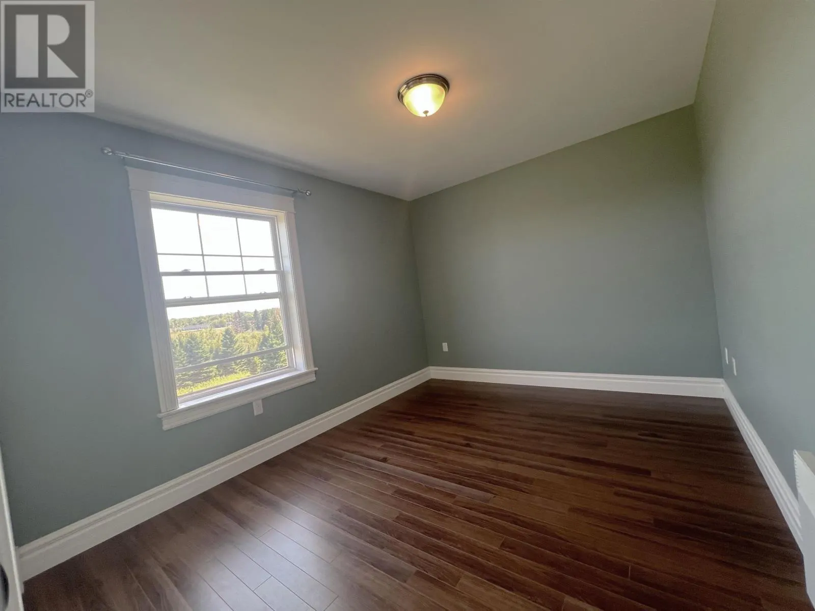 308 63 Glen Stewart Drive