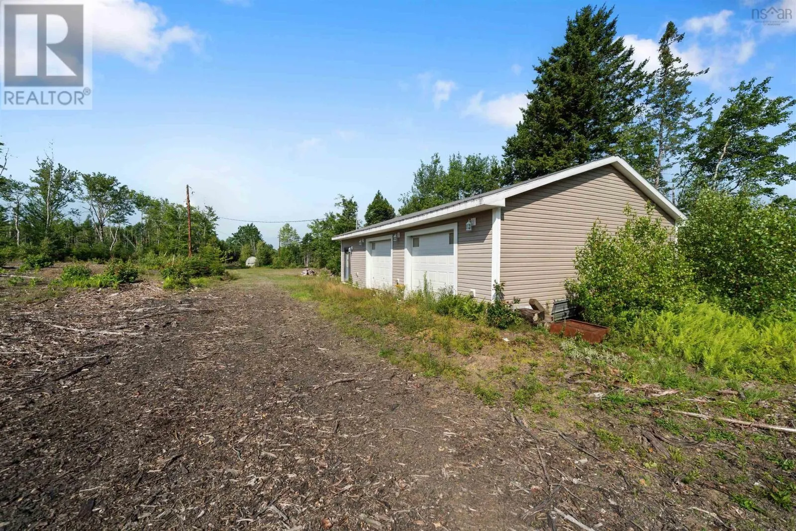 8860 Moose River Road
