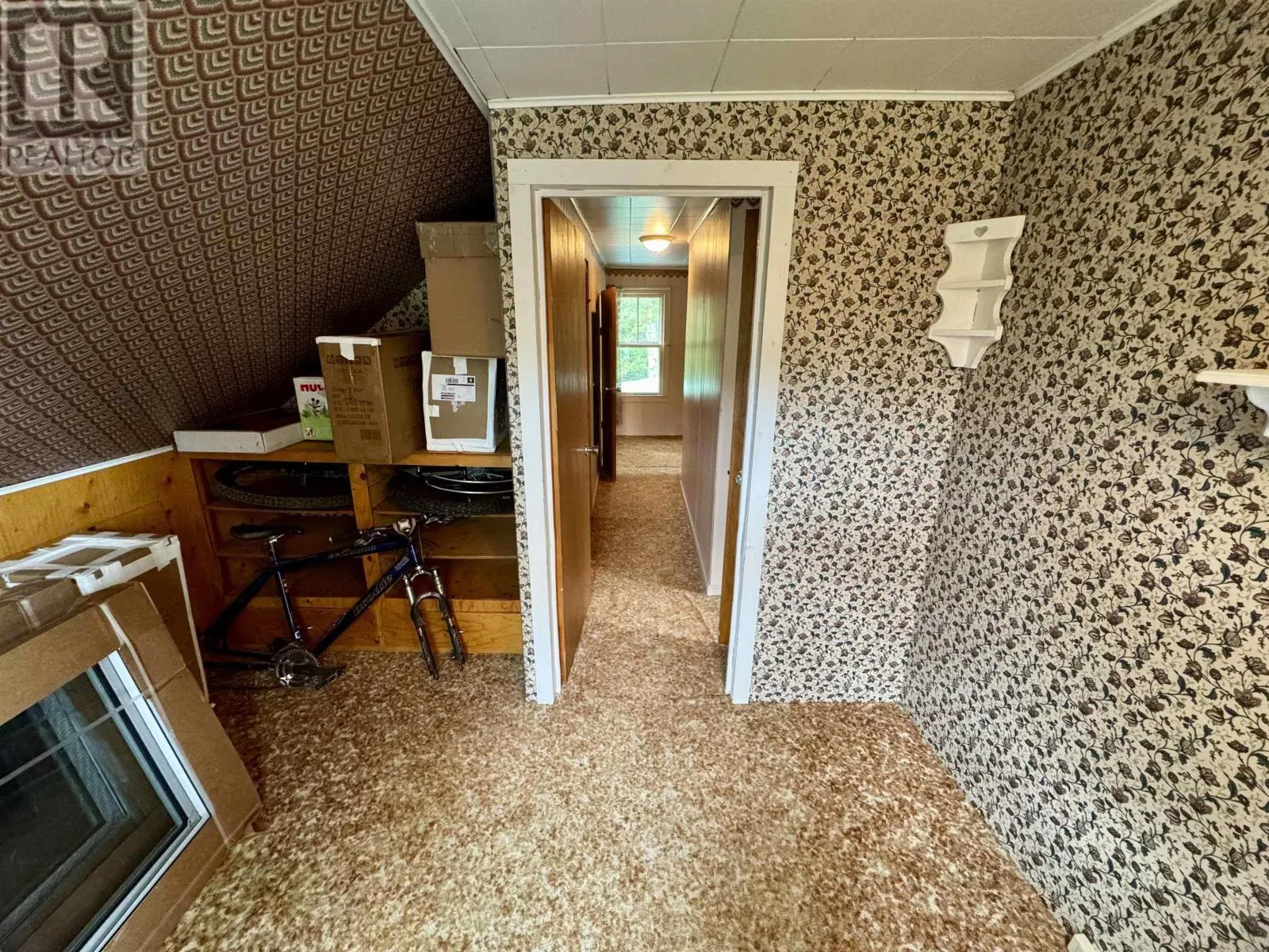 9 Silver Road