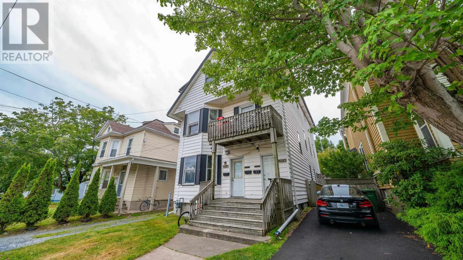 2536 Windsor Street|2534  Windsor Street