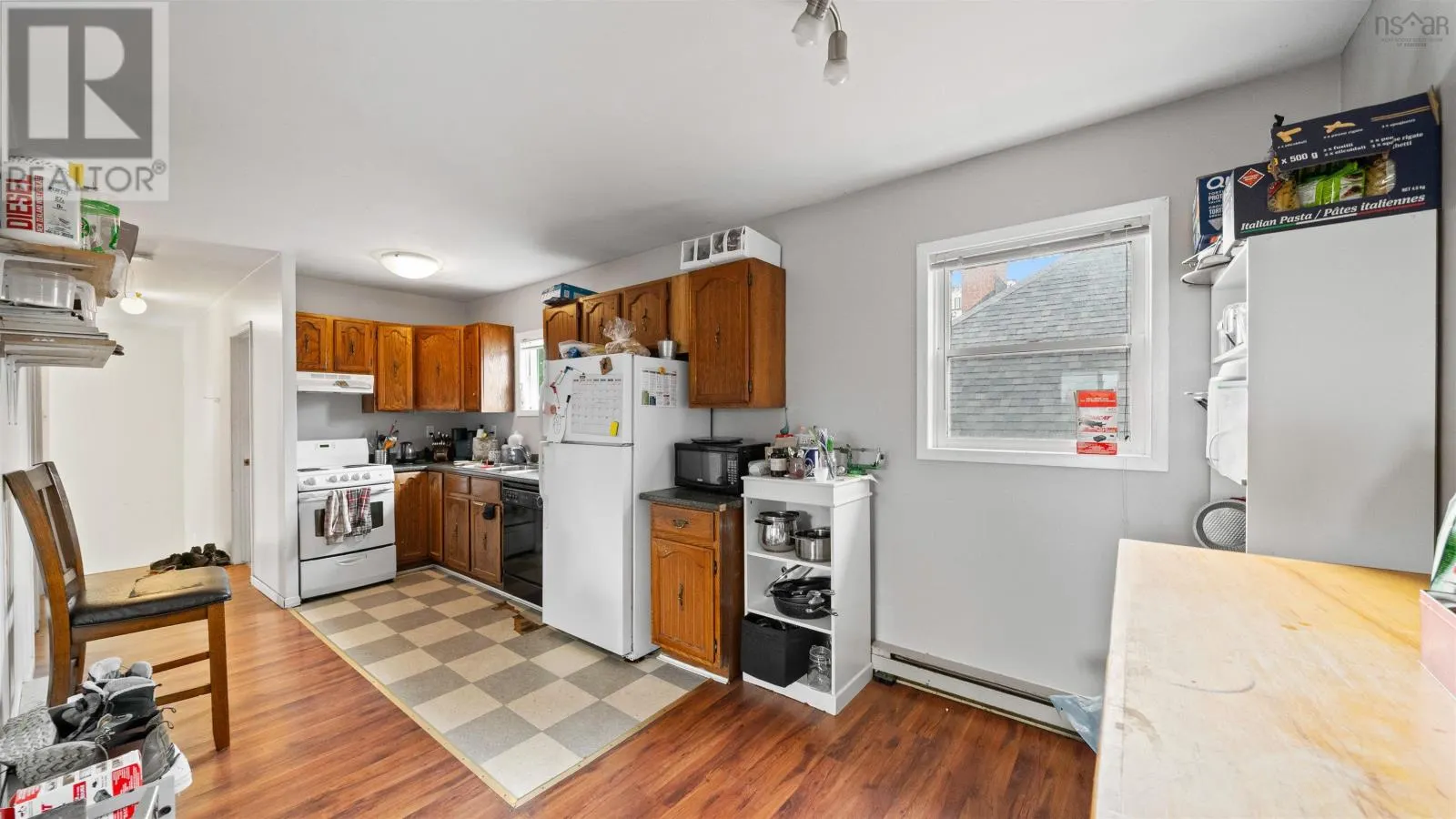 2536 Windsor Street|2534  Windsor Street