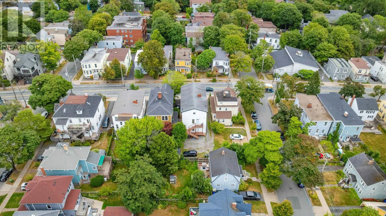 2536 Windsor Street|2534  Windsor Street
