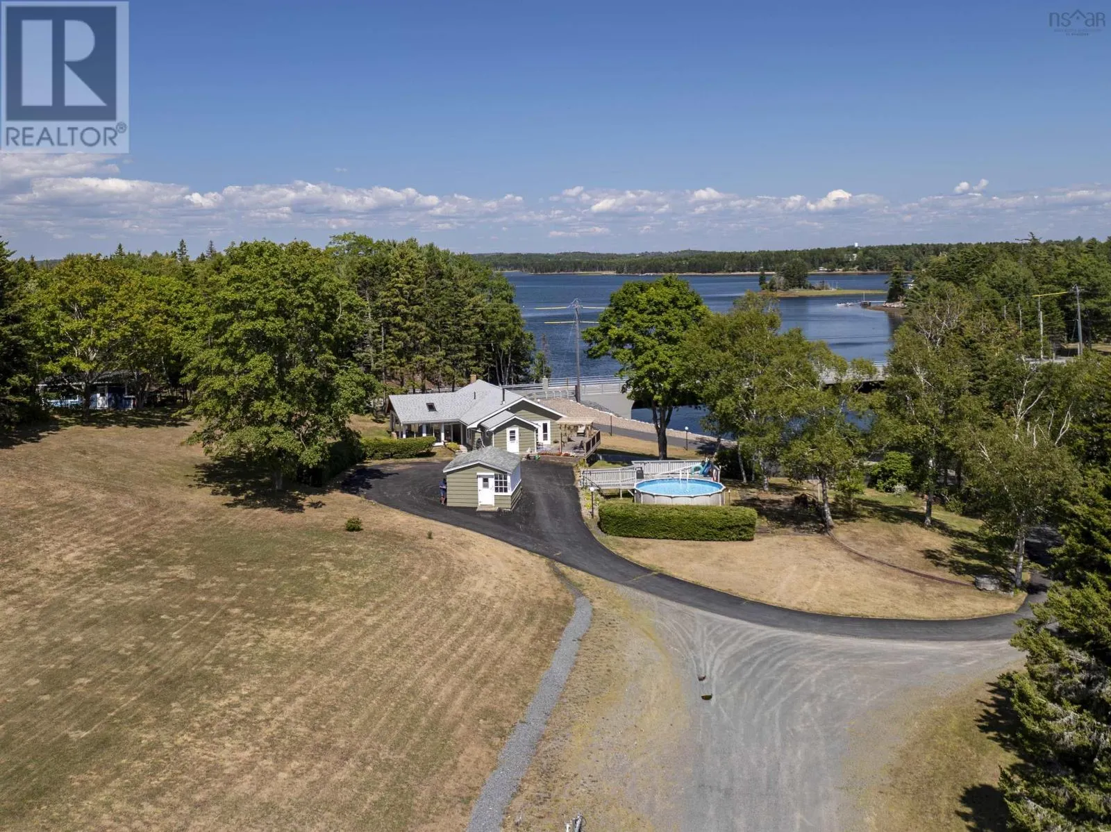 2262 Highway 332
