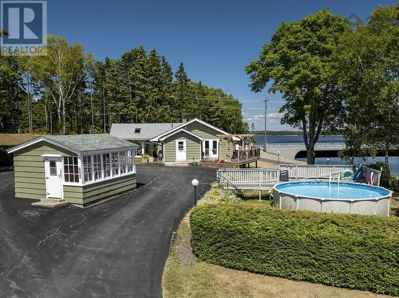 2262 Highway 332