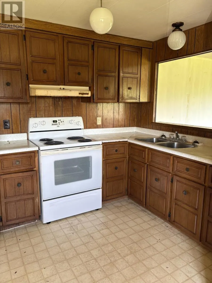 1404 County Line Road