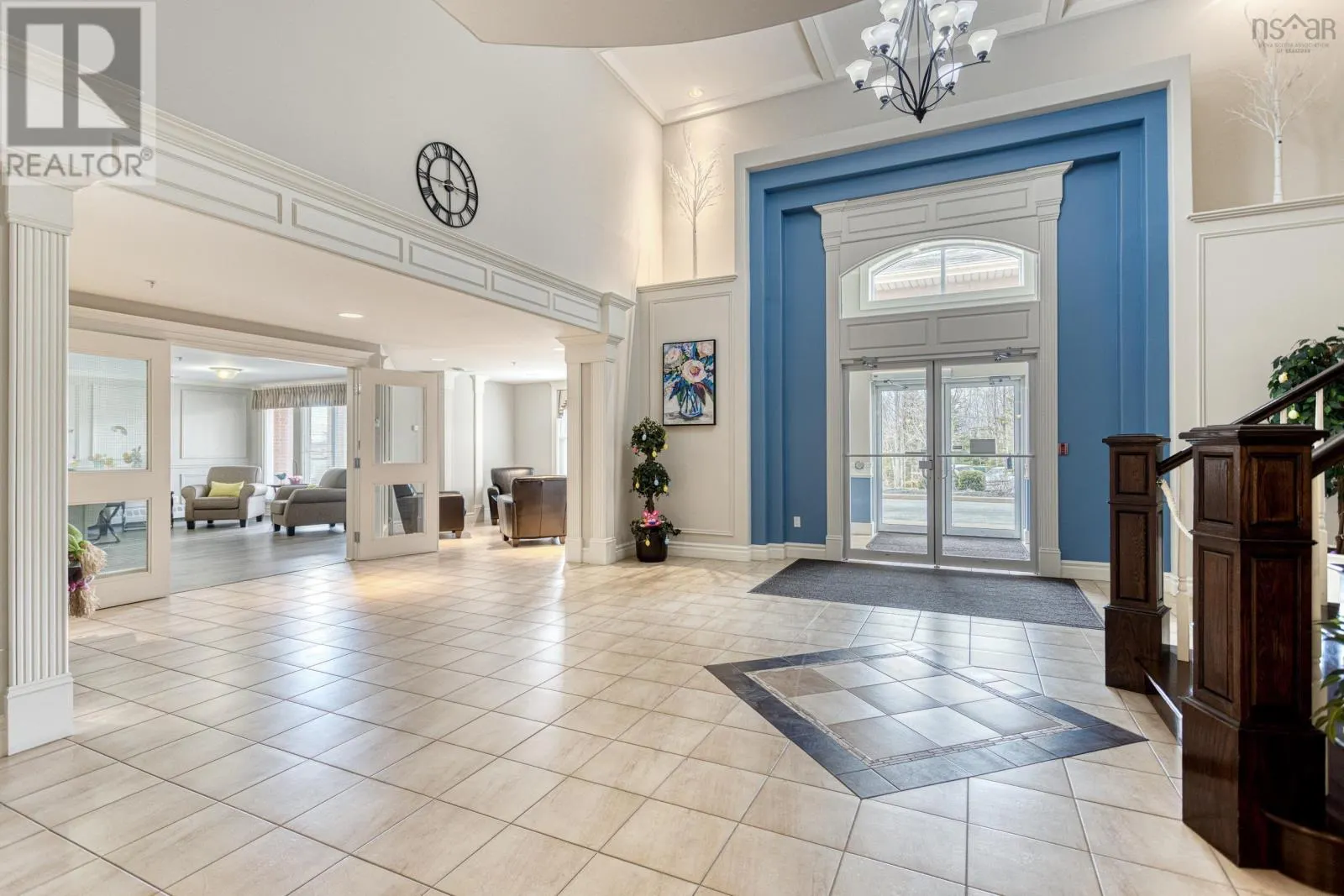 209 347 Portland Hills Drive