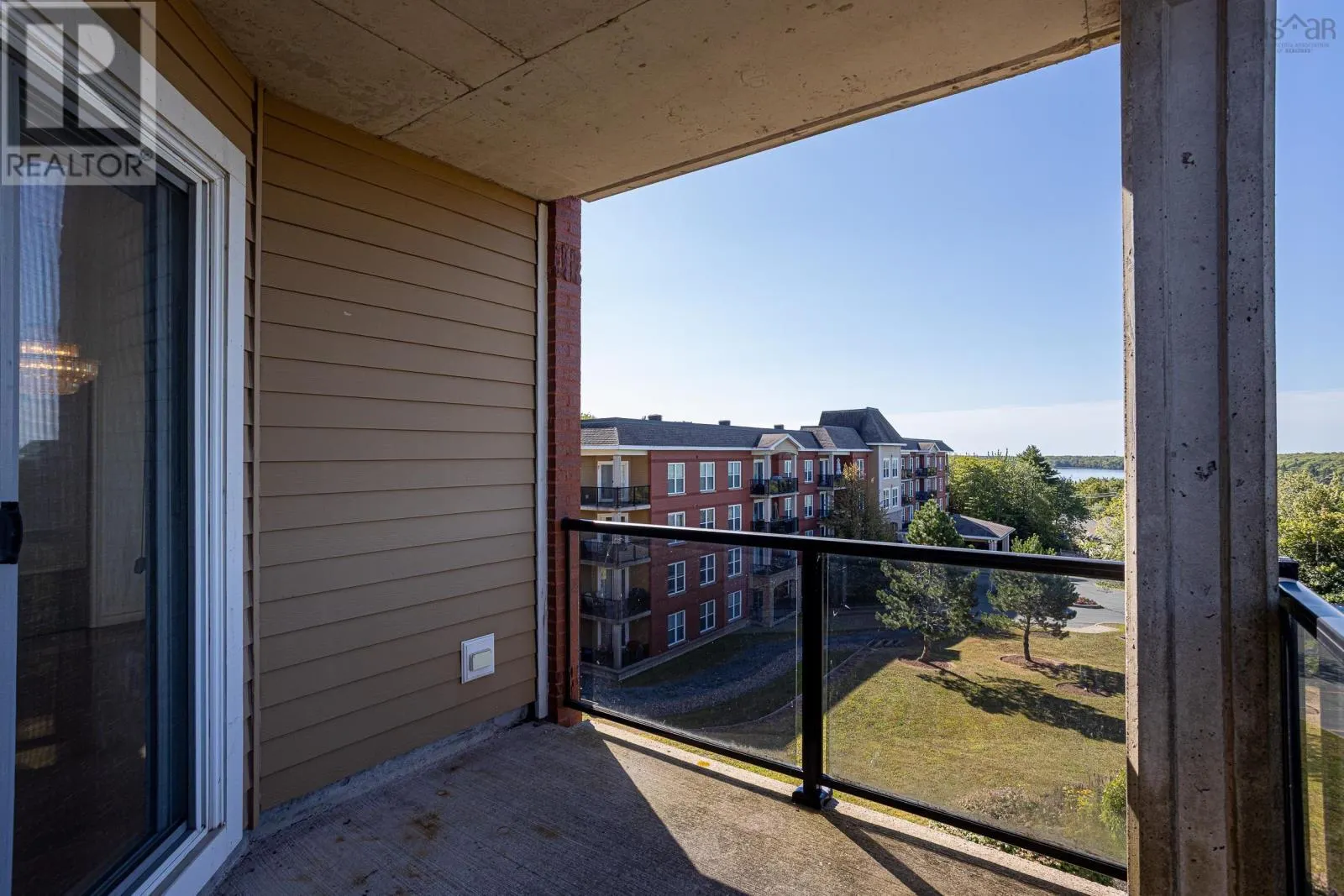 209 347 Portland Hills Drive