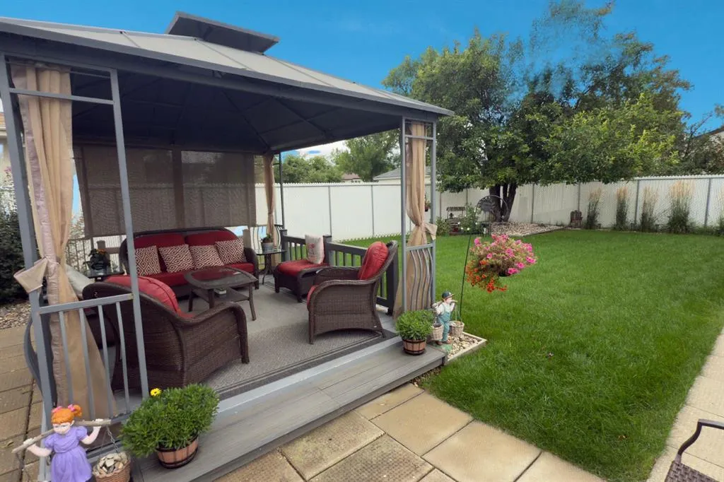 83 Manorview Close