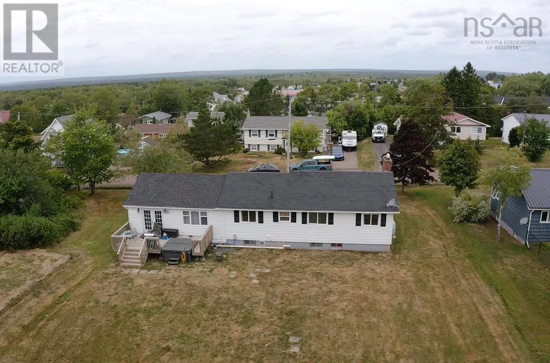 8 Smith Avenue