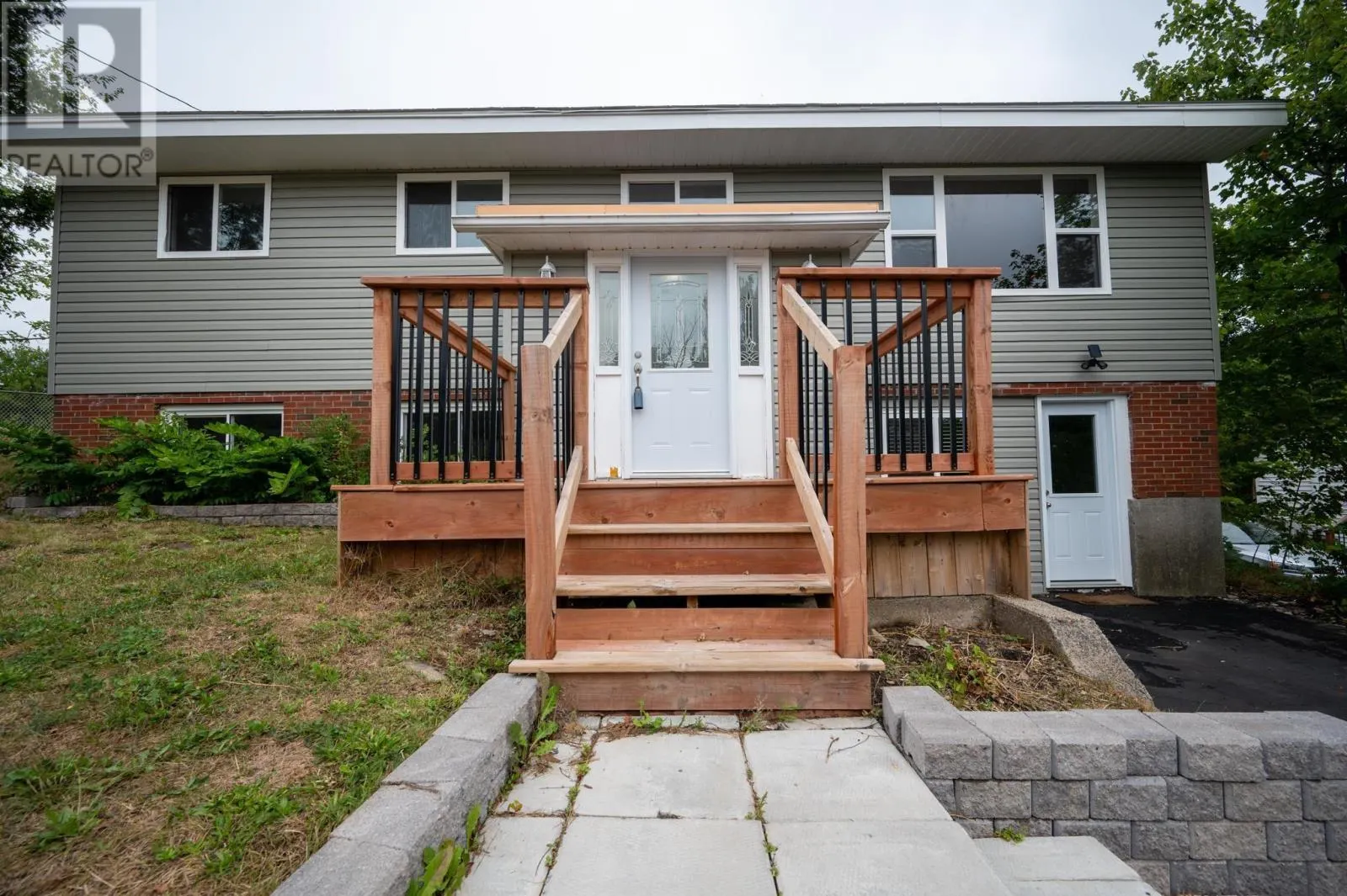 139 Evans Avenue