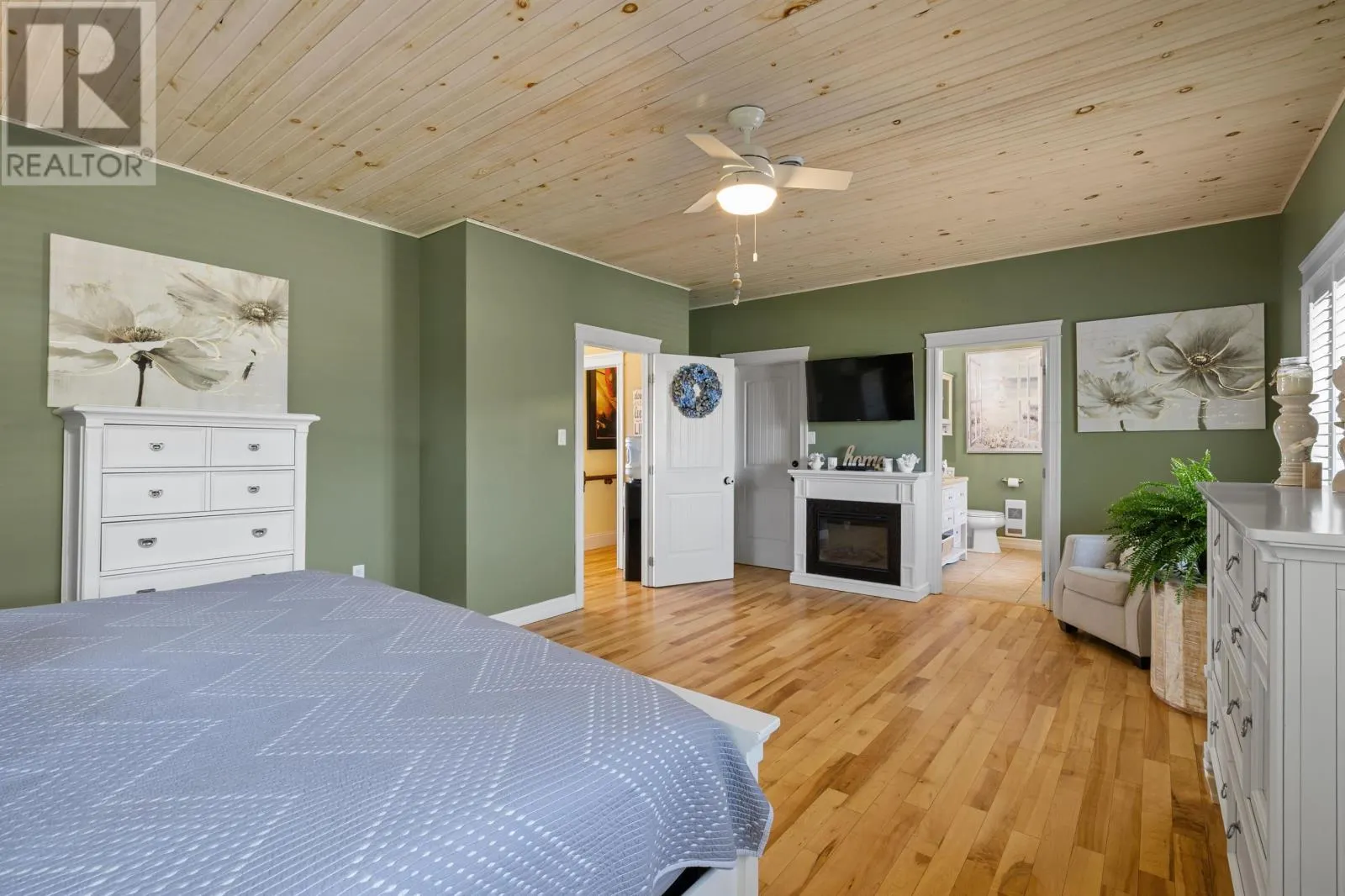 59 River View Crescent