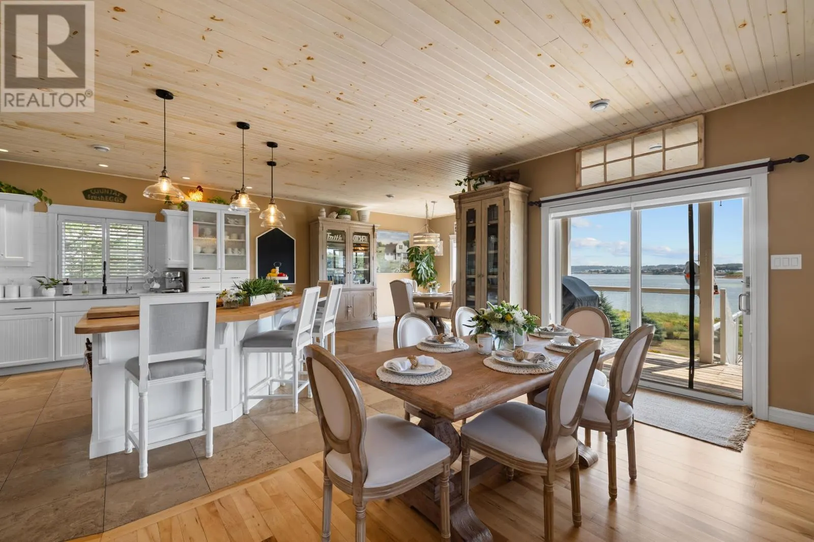59 River View Crescent