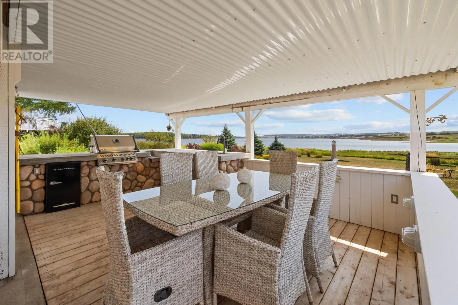 59 River View Crescent