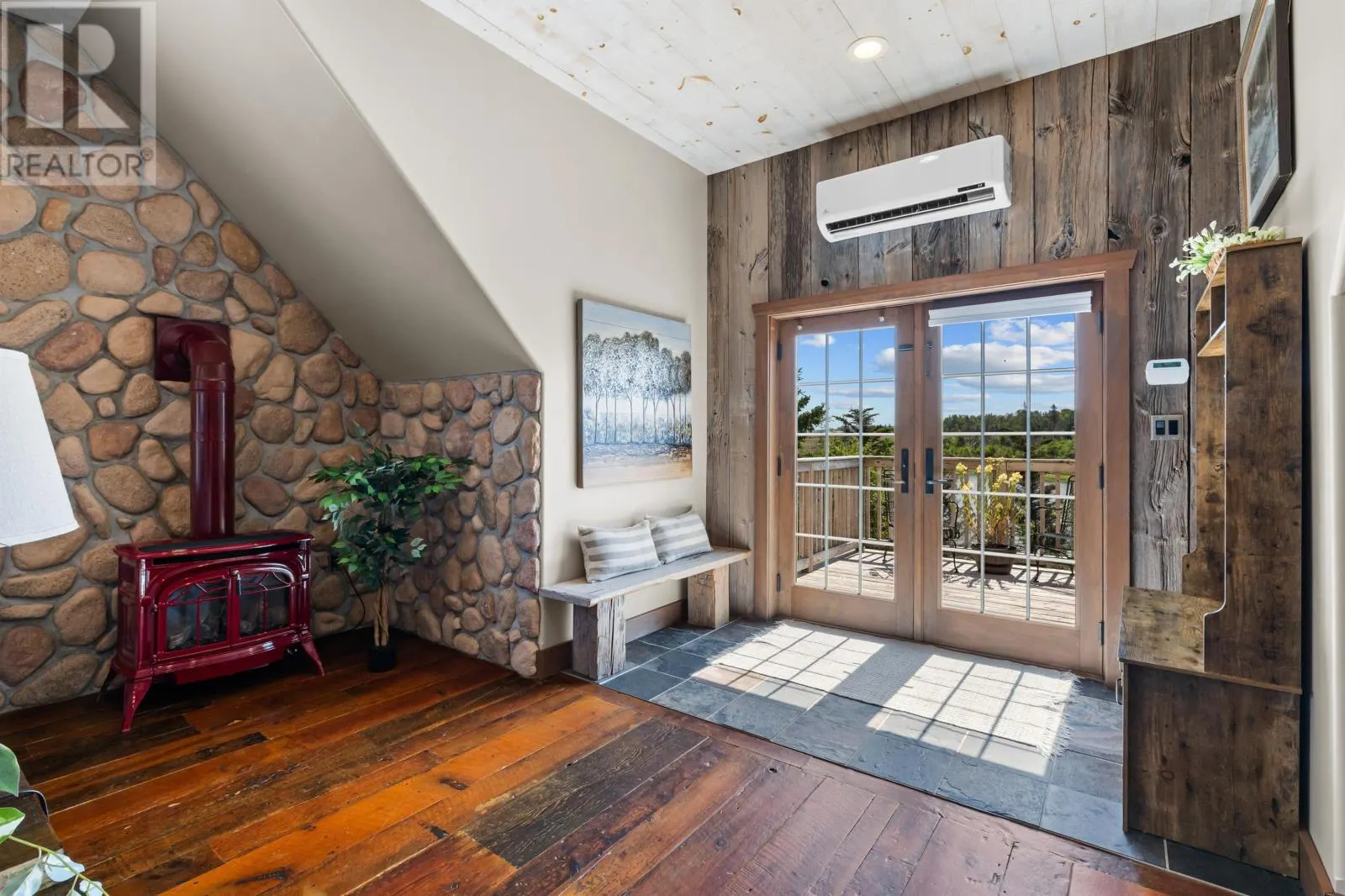 59 River View Crescent