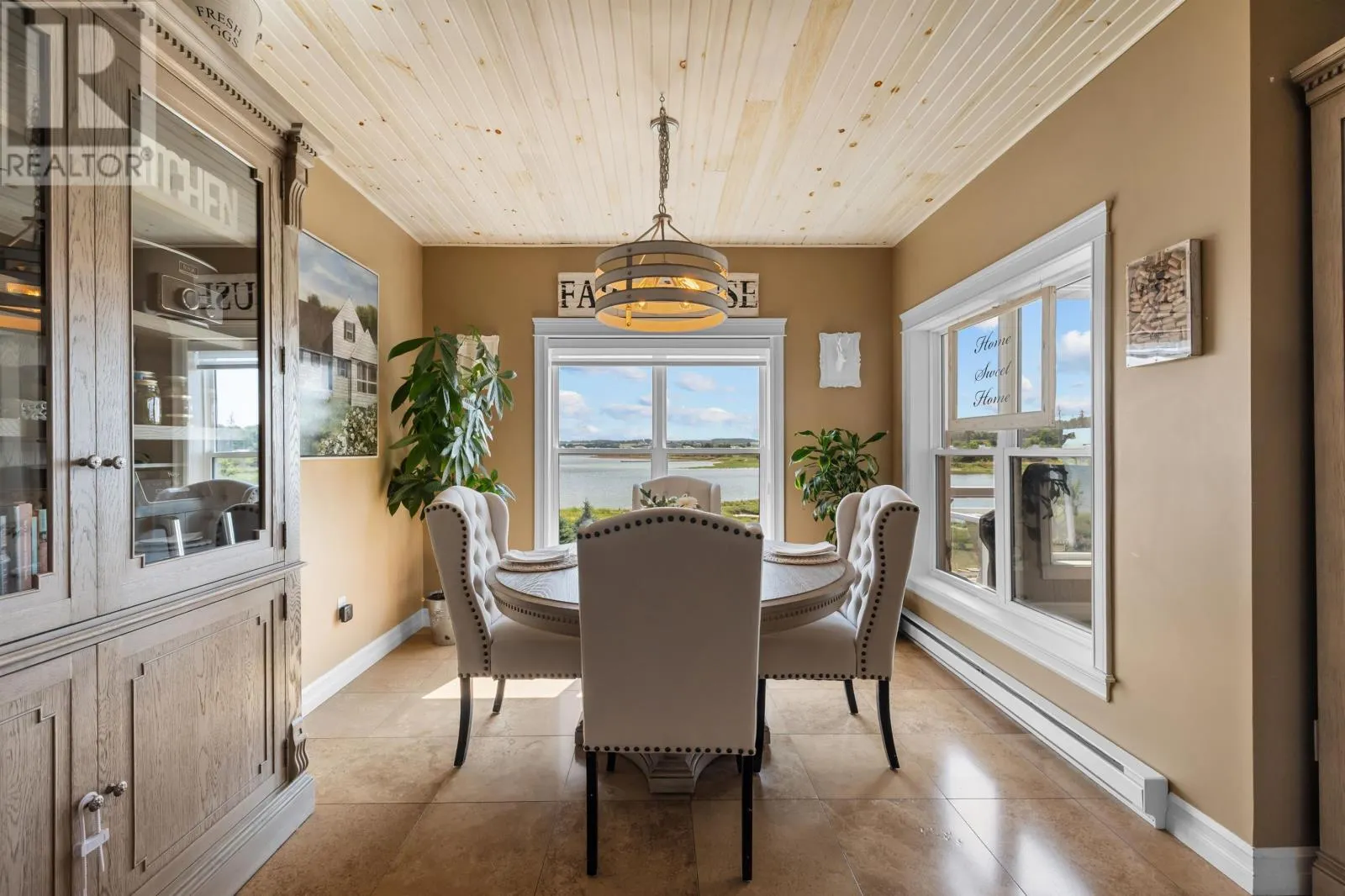 59 River View Crescent