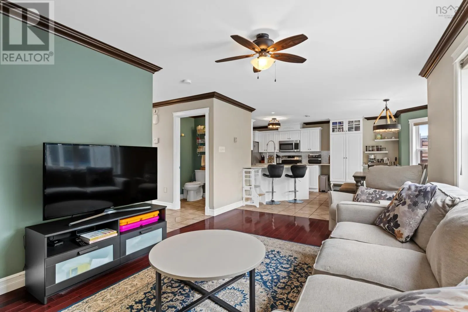 34 Pearl Drive